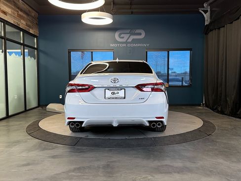 Used 2023 Toyota Camry XSE image 4