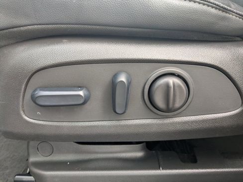 Used 2023 Buick Encore GX Preferred w/ Cold Weather Comfort Package image 21