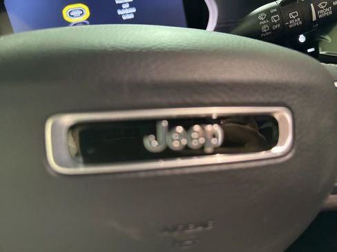 New 2026 Jeep Grand Cherokee Altitude image 41