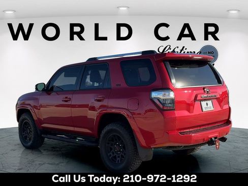 Used 2023 Toyota 4Runner SR5 Premium w/ Moonroof Package AWD/4WD image 5