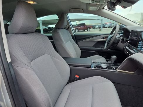Certified 2025 Toyota Camry LE w/ Convenience Package FWD image 18