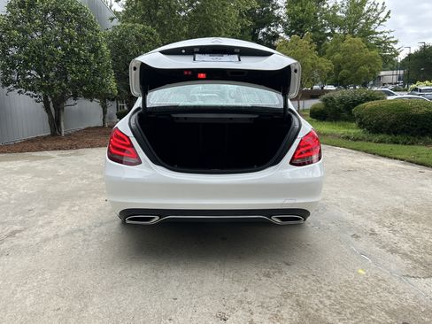 Used 2015 Mercedes-Benz C 300 4MATIC Sedan image 9