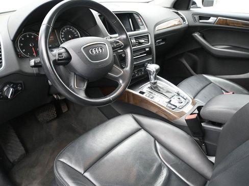 Used 2017 Audi Q5 2.0T Premium AWD/4WD image 2