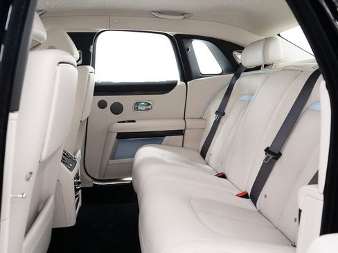 Certified 2025 Rolls-Royce Ghost image 25