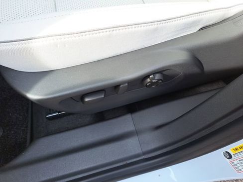 New 2026 Buick Envision Avenir AWD/4WD image 13