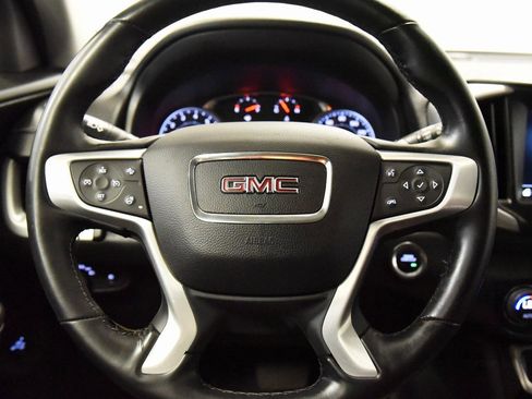 Used 2024 GMC Terrain SLT image 26