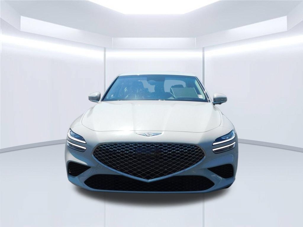 Used 2025 Genesis G70 2.5T AWD/4WD image 8
