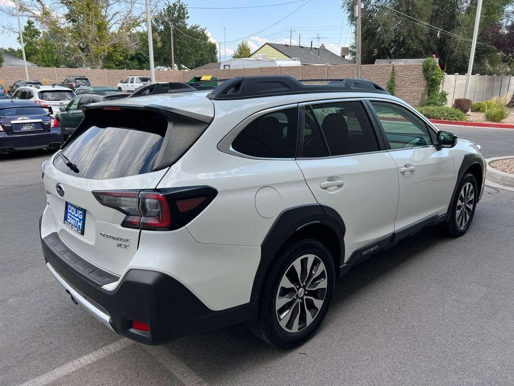 Used 2024 Subaru Outback Limited XT AWD/4WD image 6