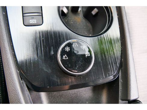 Used 2023 Nissan Rogue SV AWD/4WD image 22