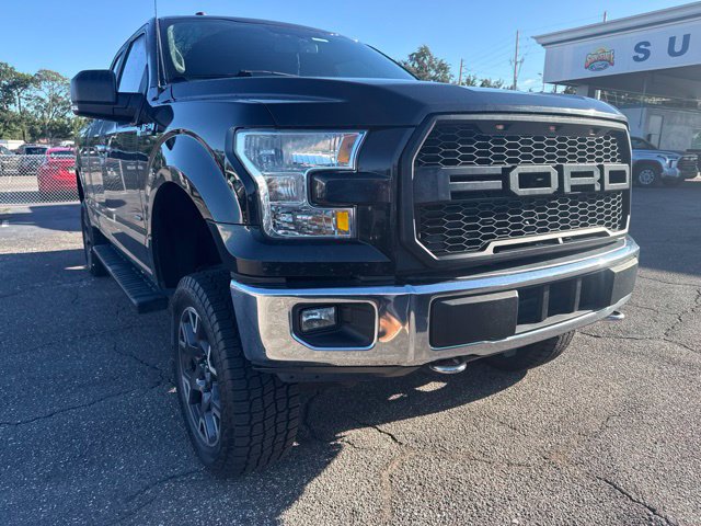 Used 2017 Ford F150 XLT w/ Equipment Group 302A Luxury AWD/4WD image 3