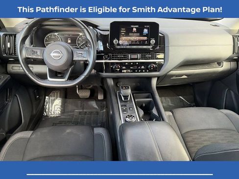 Certified 2025 Nissan Pathfinder SV image 14