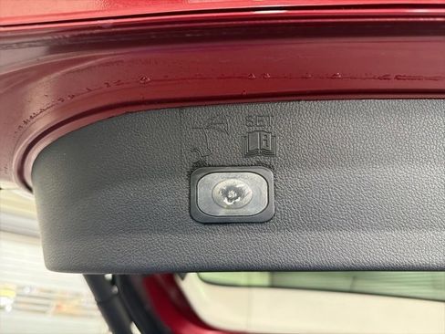 Used 2015 Ford Escape Titanium image 36