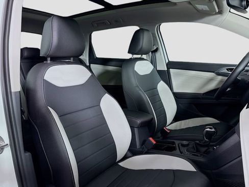 New 2026 Volkswagen Taos SEL AWD/4WD image 29