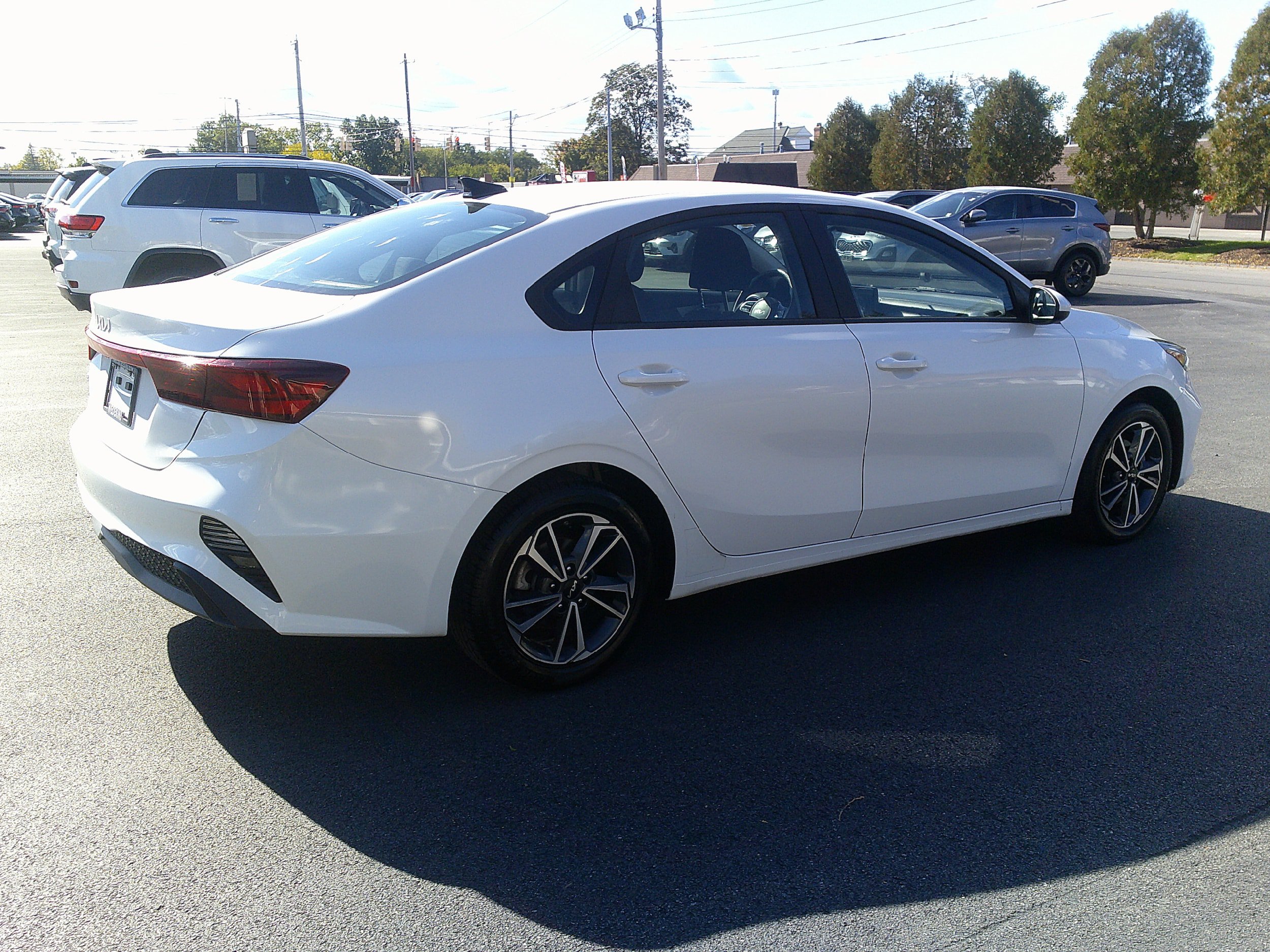 Used 2024 Kia Forte LXS FWD image 7