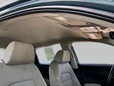 Used 2025 Honda HR-V LX image 13