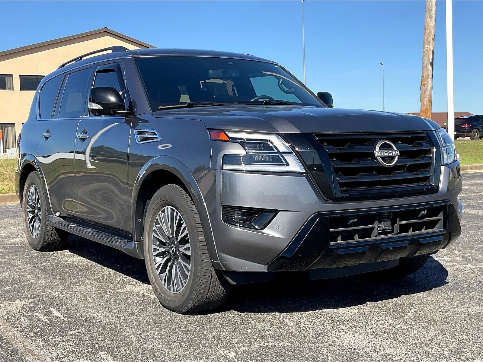 Used 2023 Nissan Armada SL w/ Midnight Edition Package AWD/4WD image 1