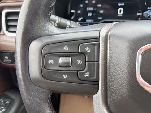 Used 2022 GMC Yukon Denali w/ Advanced Technology Package image 33