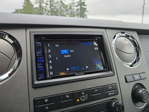 Used 2011 Ford F250 XLT w/ XLT Interior Pkg image 34