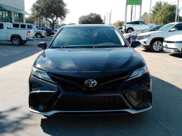 Used 2023 Toyota Camry XSE FWD image 2