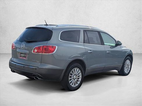 Used 2008 Buick Enclave CXL image 5