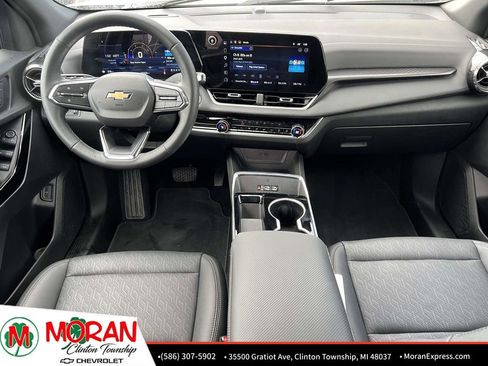 Certified 2025 Chevrolet Equinox LT w/ Convenience Package II FWD image 14