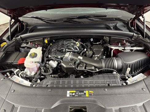 Used 2025 Jeep Grand Cherokee Limited image 28