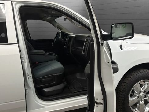Used 2019 RAM 1500 Express w/ Express Value Package RWD image 21