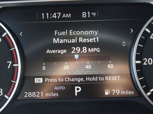 Used 2023 Nissan Rogue SV AWD/4WD image 4