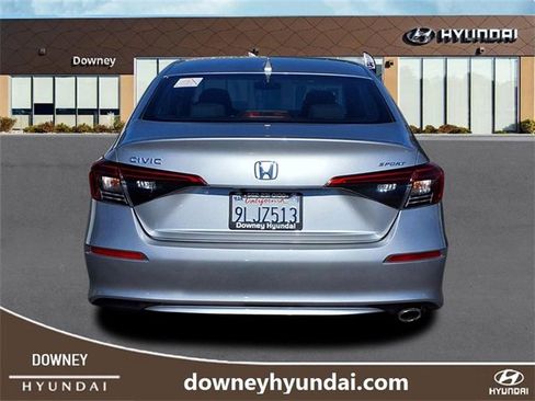 Used 2024 Honda Civic Sport image 5