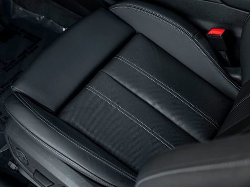 Used 2025 Audi A6 e-tron Premium Plus w/ Premium Plus RWD image 15
