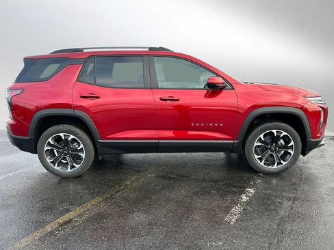 New 2026 Chevrolet Equinox LT image 2