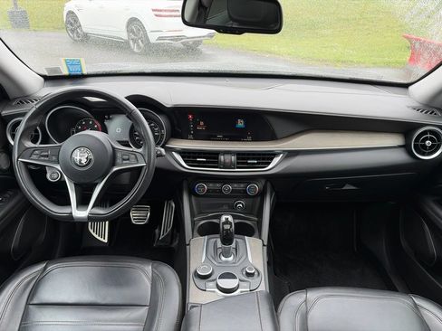 Used 2018 Alfa Romeo Stelvio Ti Lusso AWD/4WD image 7
