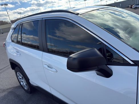 Used 2020 Toyota RAV4 LE image 13