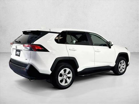 Used 2023 Toyota RAV4 LE FWD image 5