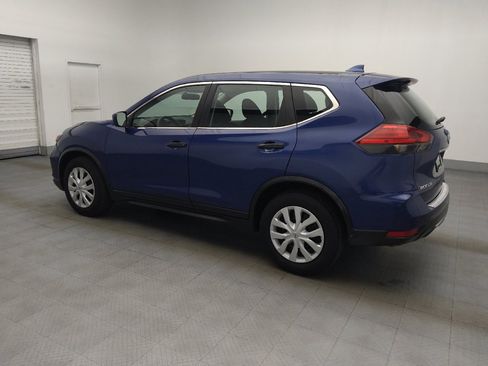 Used 2017 Nissan Rogue S FWD image 3