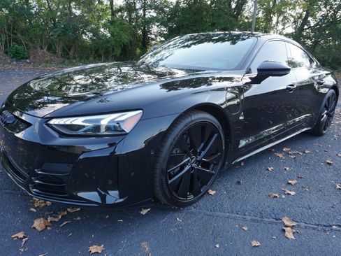 Used 2022 Audi e-tron GT Prestige w/ Prestige Package AWD/4WD image 4