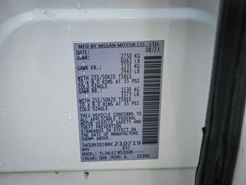 Used 2024 Nissan Pathfinder Platinum w/ Cargo Package image 36