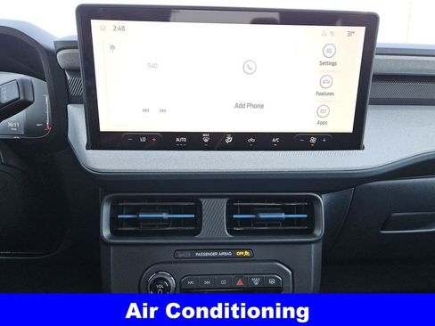 New 2025 Ford Maverick XLT image 11