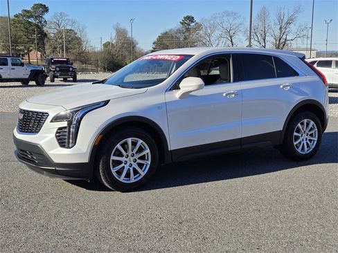 Used 2019 Cadillac XT4 Luxury image 1