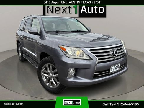 Used 2013 Lexus LX 570 4WD image 2