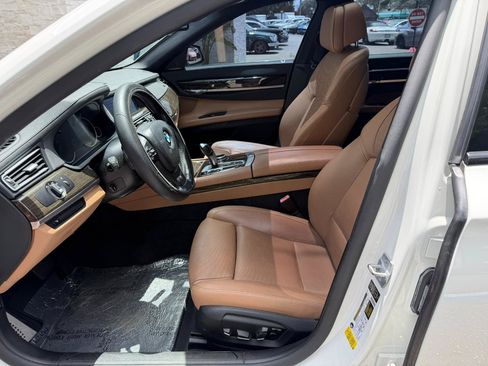 Used 2014 BMW 740Li RWD image 21
