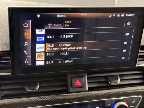 Used 2022 Audi S4 Premium Plus w/ Premium Plus Package image 16