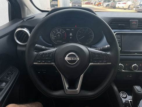 Used 2025 Nissan Versa SV FWD image 29