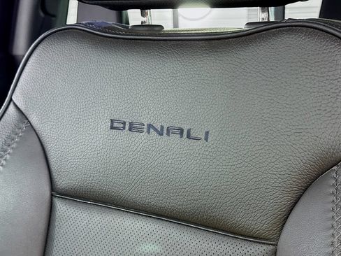 Used 2024 GMC Sierra 1500 Denali AWD/4WD image 16