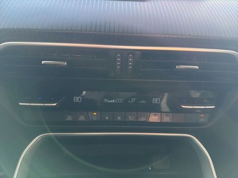 Used 2025 MAZDA CX-90 3.3 Turbo w/ Select Package image 21