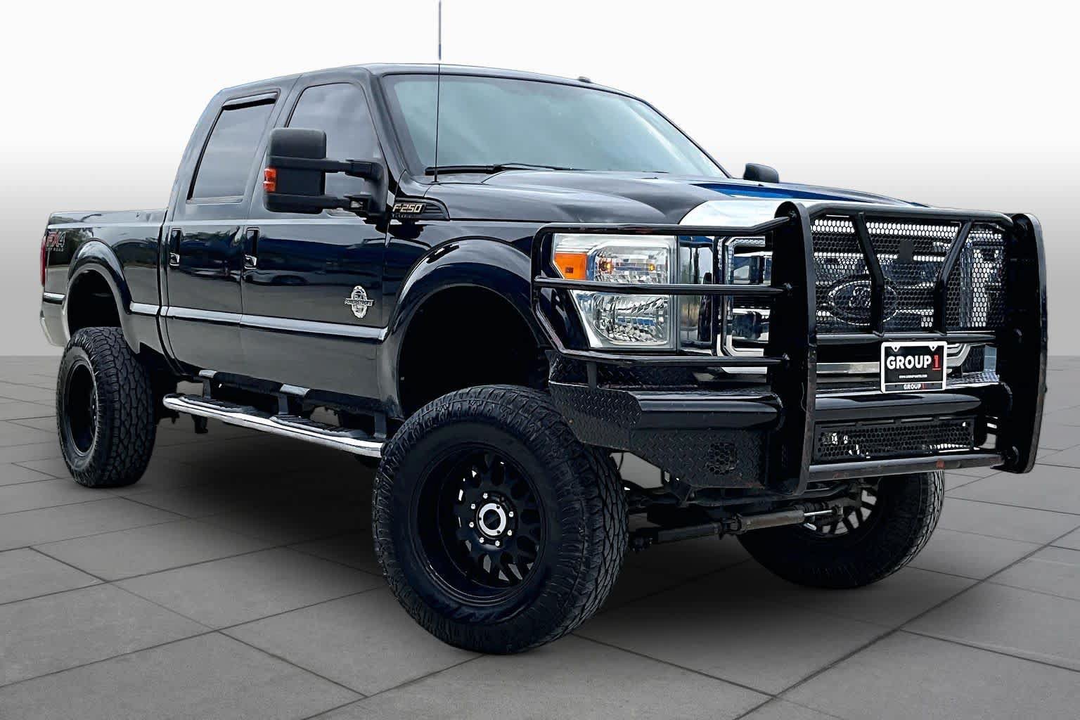 Used 2012 Ford F250 Lariat w/ Lariat Ultimate Pkg AWD/4WD image 2