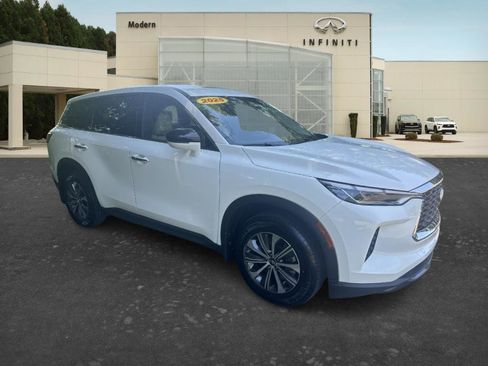 Certified 2025 INFINITI QX60 Pure w/ Cargo Package FWD image 3