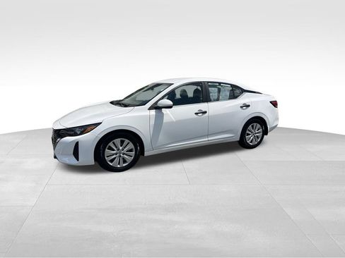 Used 2024 Nissan Sentra S FWD image 1