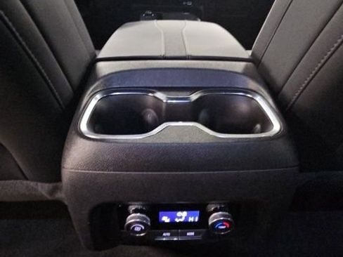 Used 2025 Buick Enclave Preferred image 29