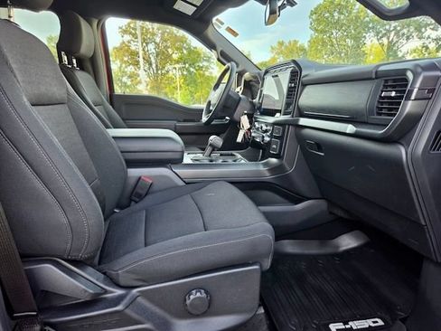 Used 2024 Ford F150 XLT w/ XLT Black Appearance Package AWD/4WD image 8